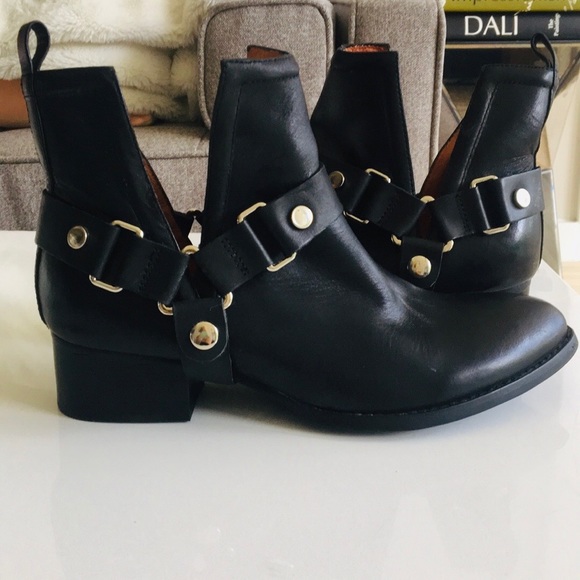 Jeffrey Campbell Shoes - NWOT Jeffrey Campbell Black Lthr Biker Booties 8.5